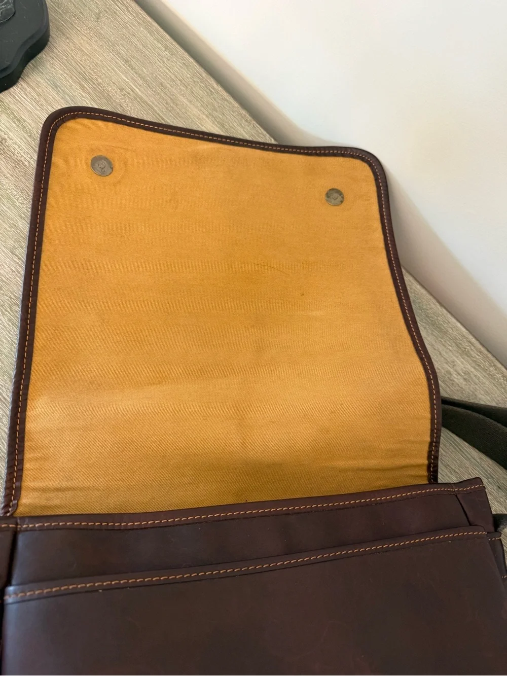 RARE VTG Levenger by Tusting Leather Messenger Bag Made in England